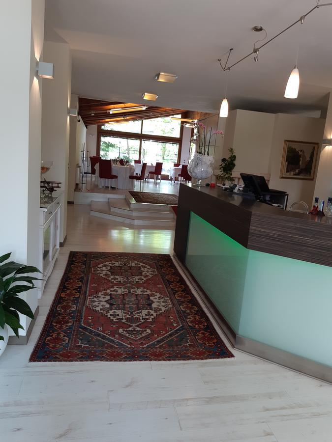 La Staffa Hotel Liedolo Екстериор снимка